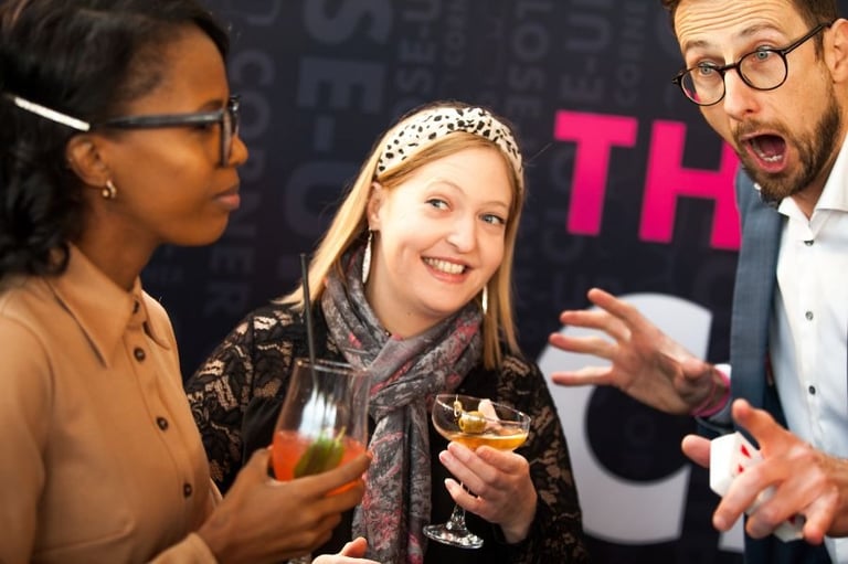 drinks reception entertainer