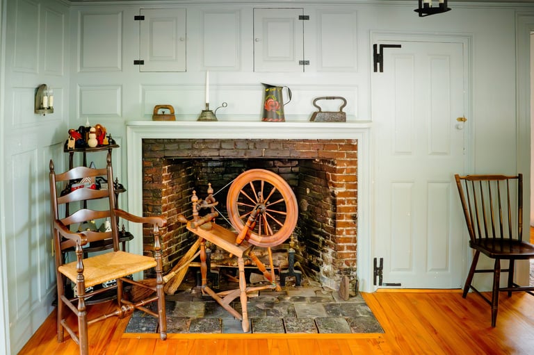 Bigelow Tavern spinning wheel