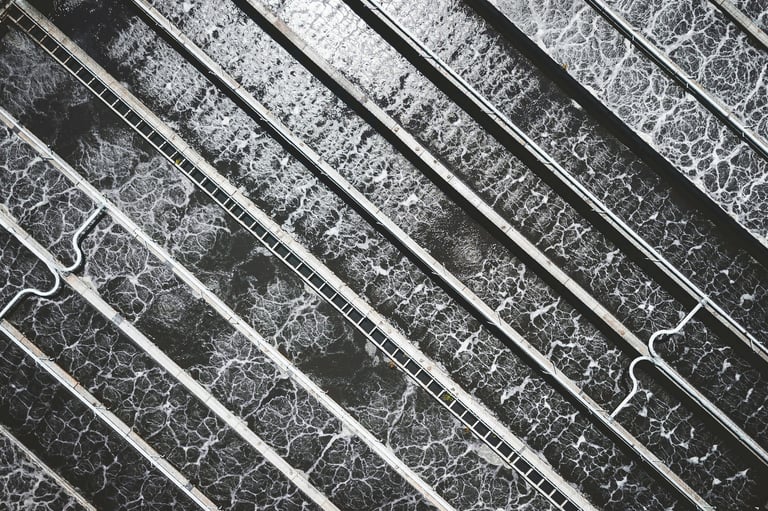 water bubbles rising 