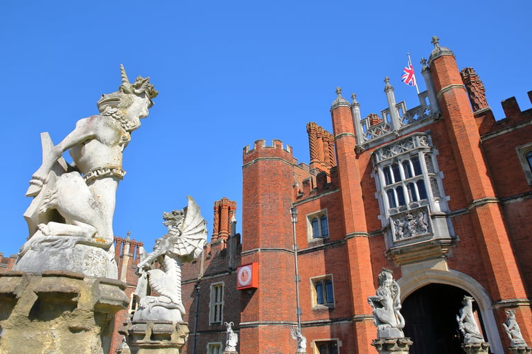 Hampton court 