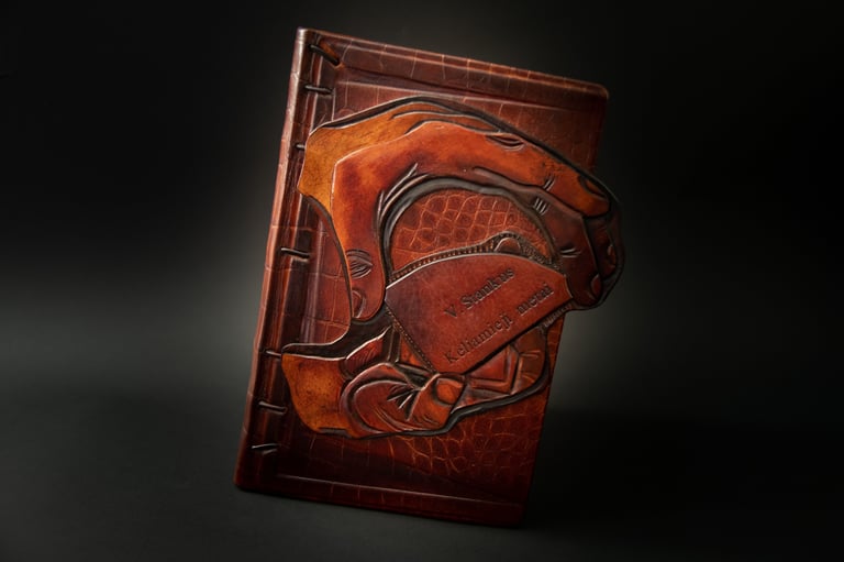 „Keliamieji metai“ meninis įrišimas 1/4