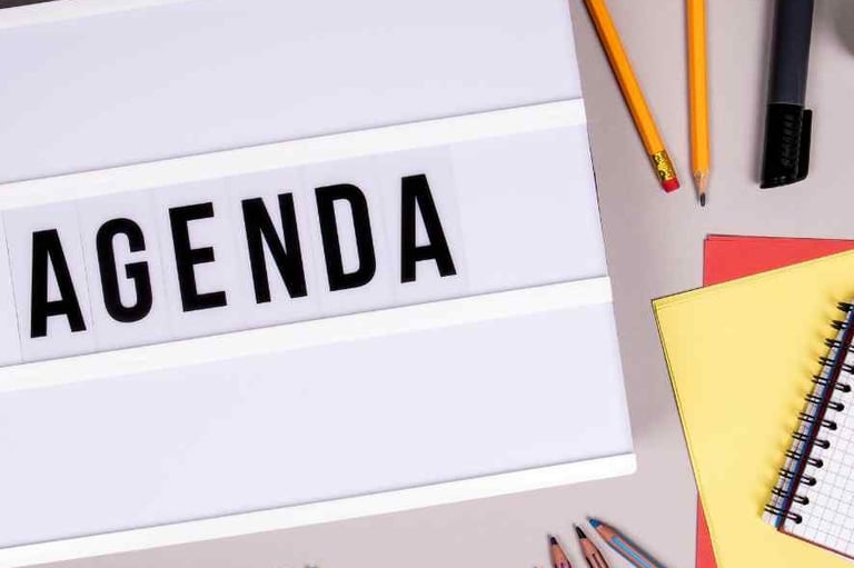 agenda para el evento y otros accesorios