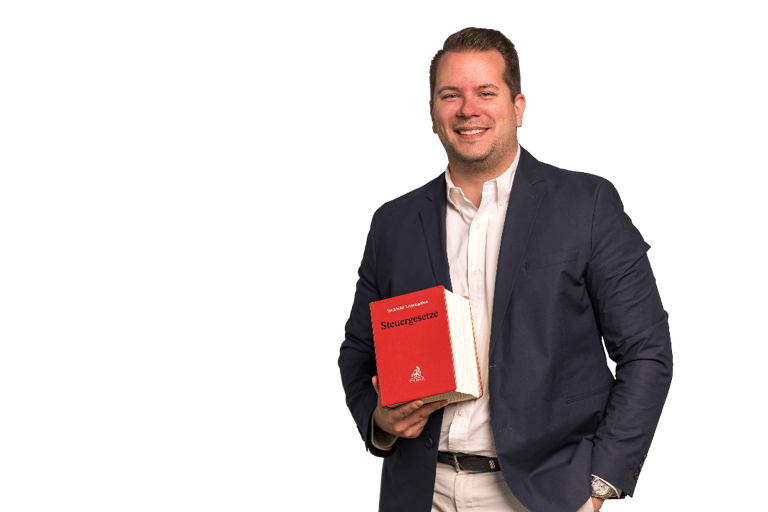 Bild von Steuerberater Niklas Schüller.