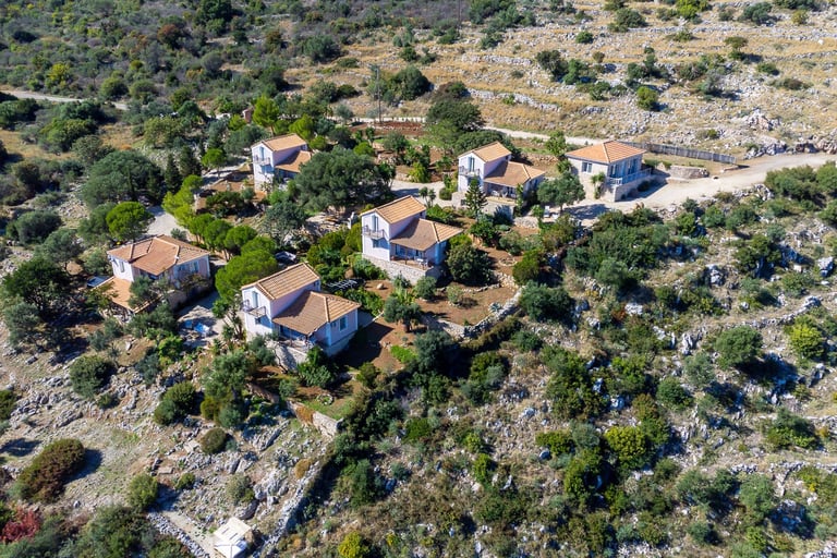 MOUNTAIN - NATURE - VIEW- VACATION- COMFORT