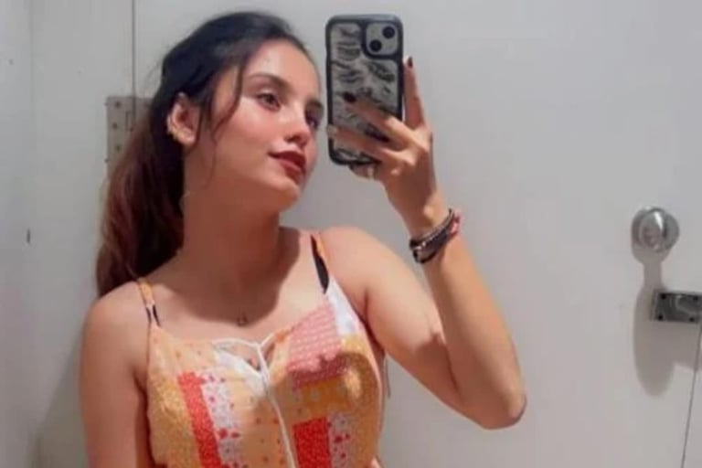Call Girl in Miraroad