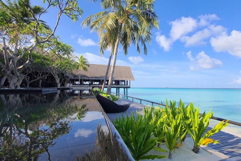 One & Only Reethi Rah Maldives main pool