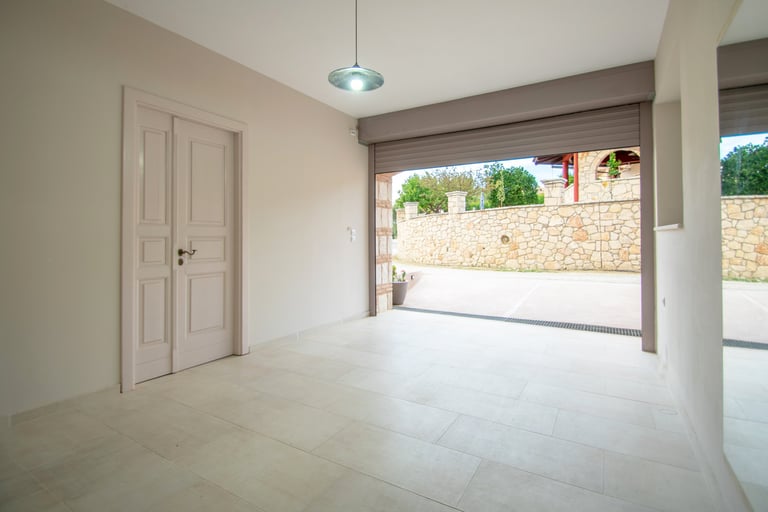 garage and free parking in holiday villa