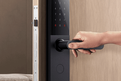 قفل ذكي خارجي في الخبر