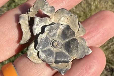 1800s ladies silver brooch