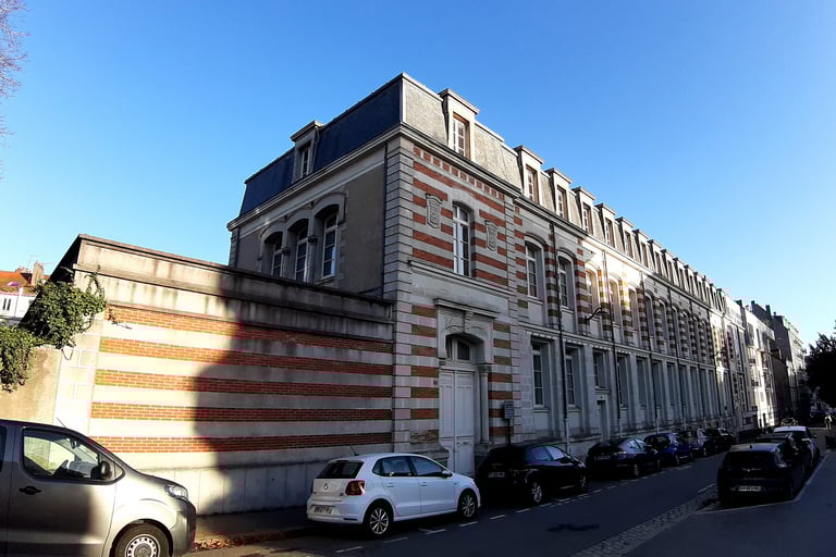 Ecole Harouys