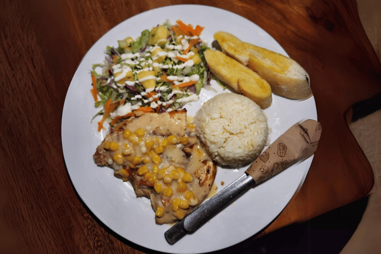 Servicio de banquetes en Restaurante Yeya, catering para eventos en El Tránsito, banquetes para boda