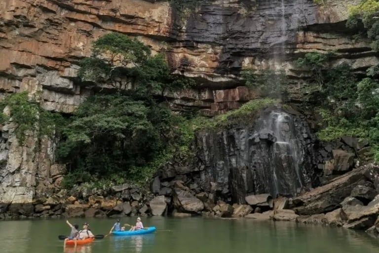 Leopard Rock falls very little water