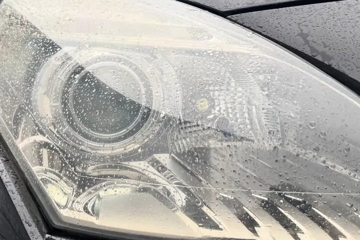 Phare voiture à Rouen