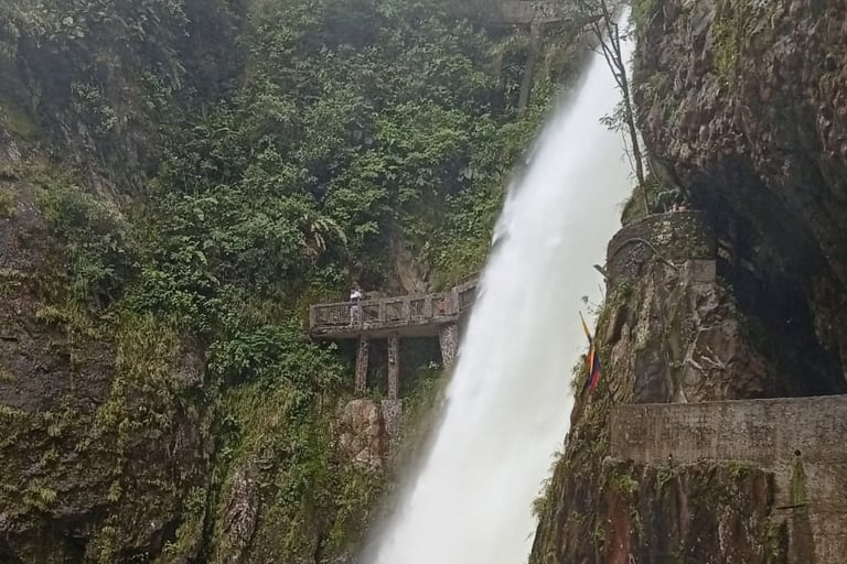 Ruta de las Cascadas in bicicletta