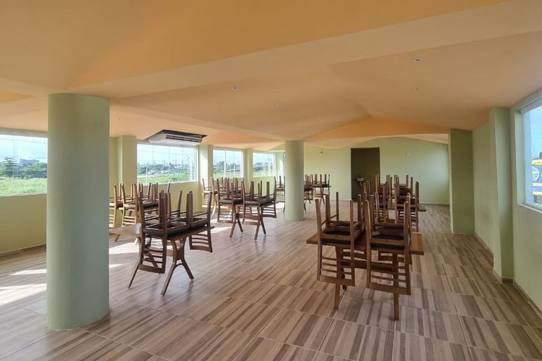 Foto da obra vista interior finalizada, Área comercial, CEASA-PE.