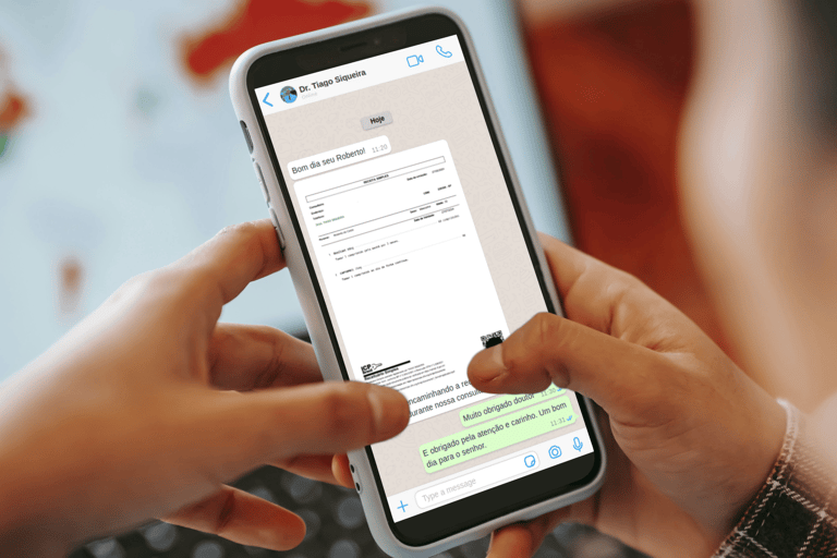 Conversa de whatsapp entre dr tiago e um cliente fictício para demonstrar receituário eletrônico