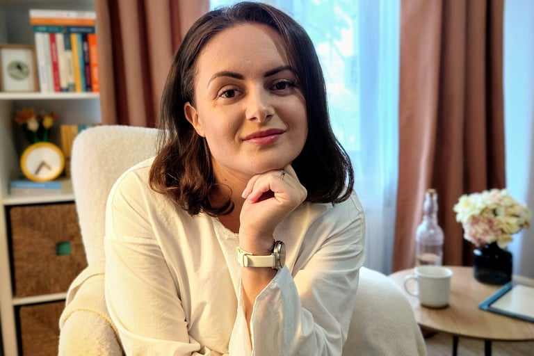 Psihoterapeut Alina Diaconu – psihoterapie online și în București