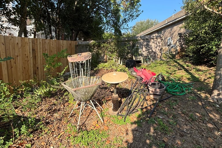 Backyard Junk In San Antonio