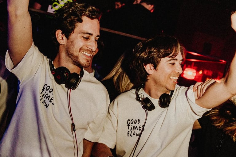 Thibault & Arnaud DJ et percussion ambiance musicale unique haut de gamme paris