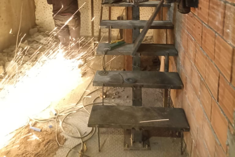 COMSTRUCTION ESCALIER METALIQUE A CASABLANCA MAF METAL MAROC