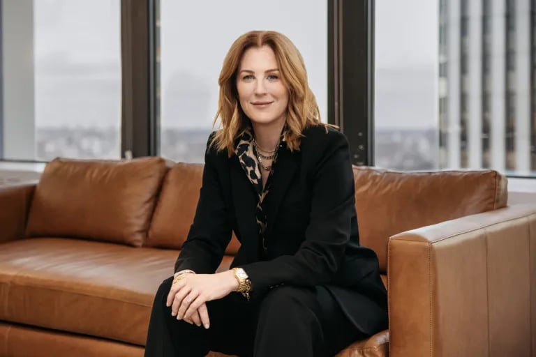 hillary-super-ceo-victorias-secret