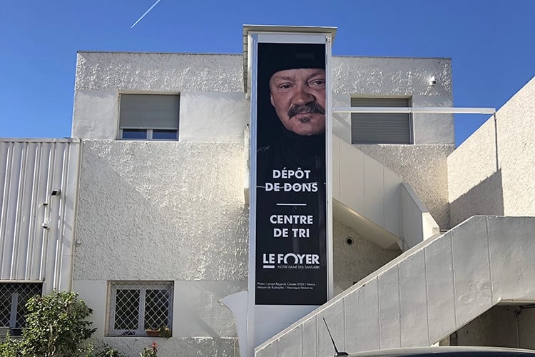 Adhesif portrait grand format