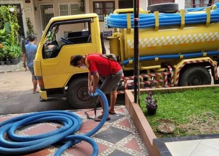 Sedot WC Salatiga 24 Jam – Rahma Tia Sedot WC 085700660075