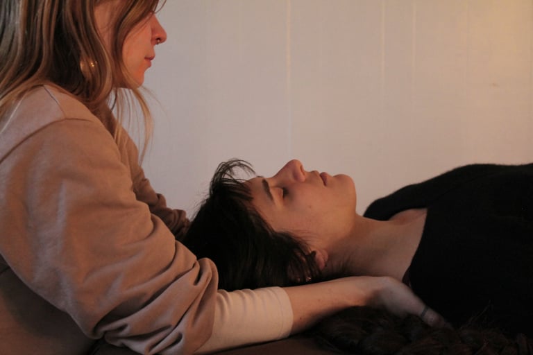 somatic experiencing touch work