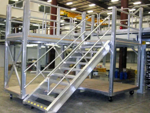 PLATAFORMAS EN ACERO INOXIDABLE