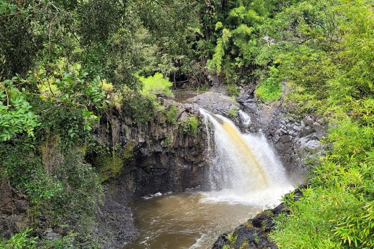 Pipiwail trail Maui