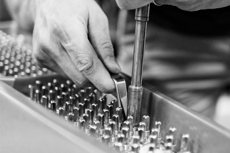 Enroulement des chevilles- Accordeur de pianos Lyon