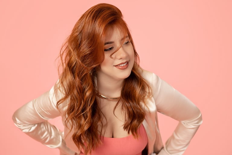 Eliannys Gonzalez using Full color Copper in Elig Beauty Salon.