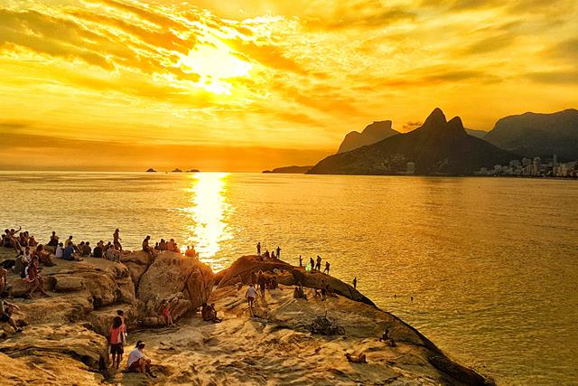 Por do Sol - Praia do Arpoador 