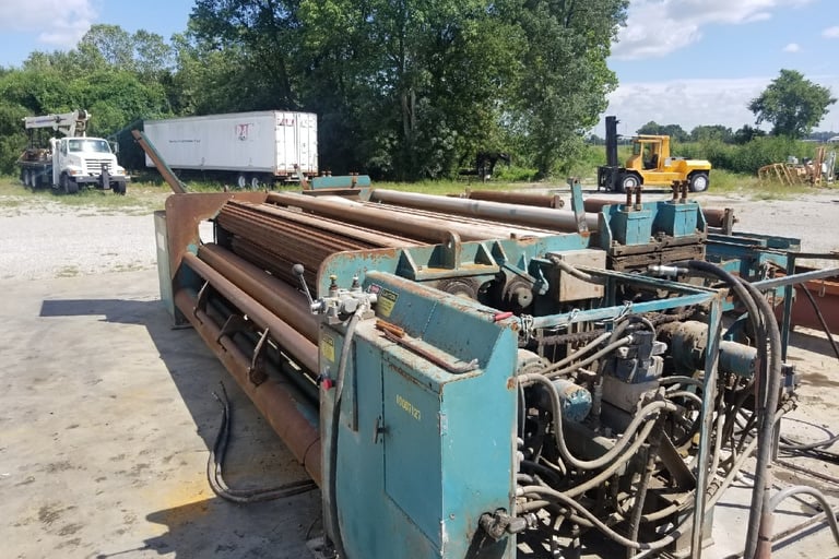 Old Used Wire Mesh Cage Roller Machine