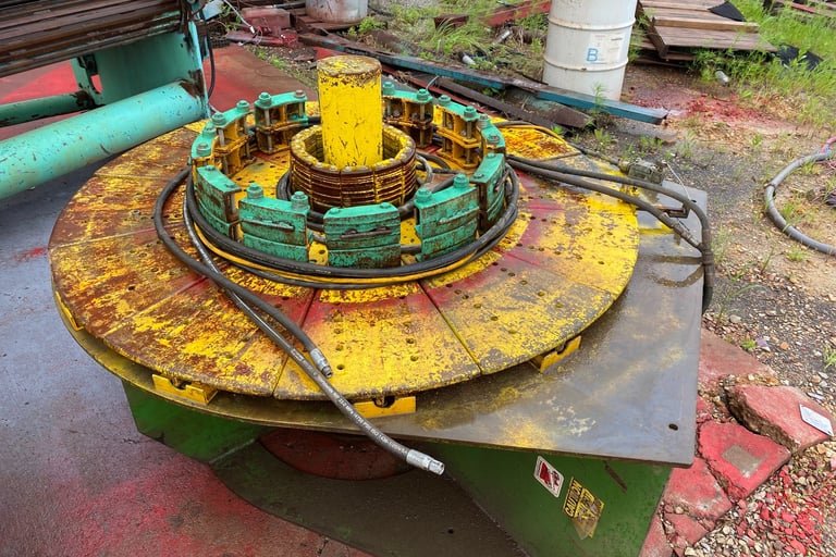 Old Used Concrete Pipe Cage Bell Expander MAchine