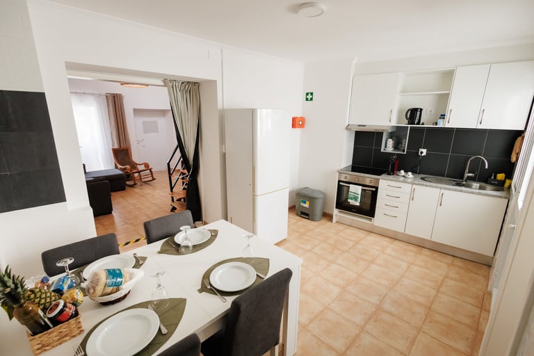 cozinha-sundaze-your-nest-açores-gestão-alojamento-local