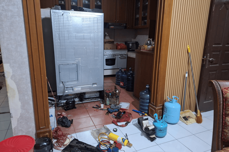 ANGKASA TEKNIK KULKAS PEKANBARU Layanan Service Kulkas Pekanbaru Terpercaya