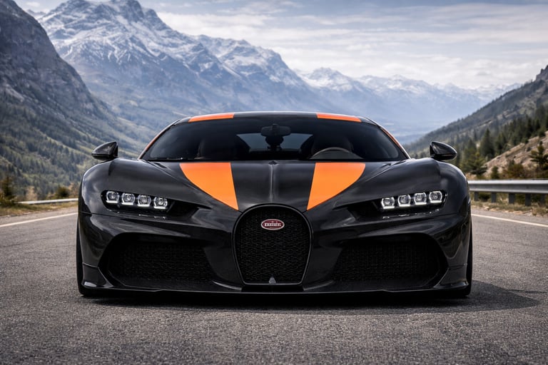 Bugatti Chiron Super Sport 300+ visto de frente em estrada de montanha