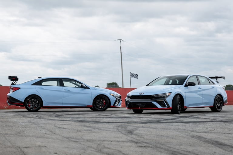 Hyundai Elantra N TCR com 286 cv pronto para a pista em versão dupla com design esportivo