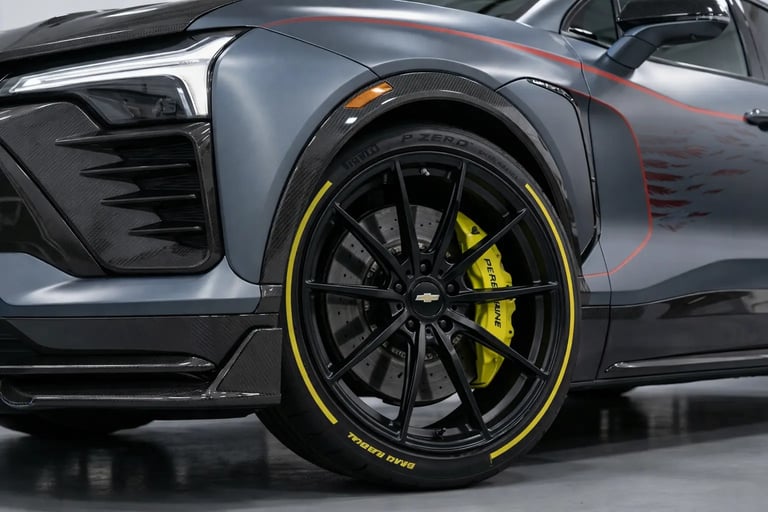 Roda da Blazer Peregrine Concept com freio esportivo V8 1000cv estilo Trackhawk