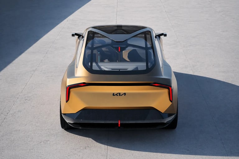 Kia EV8 traseira sucessor do Stinger carro futurista elétrico topo de linha com design moderno