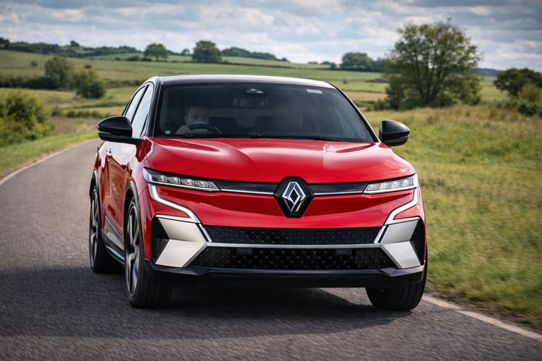 Renault Megane elétrico de nova geração com tecnologia