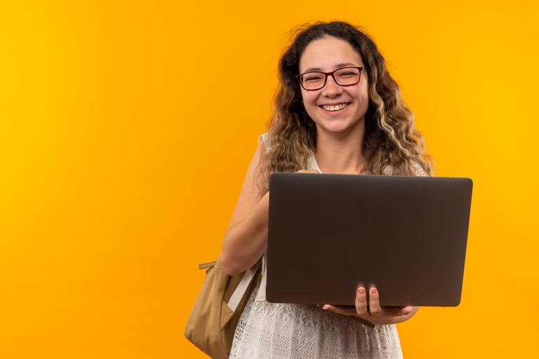 estudiante con computadora