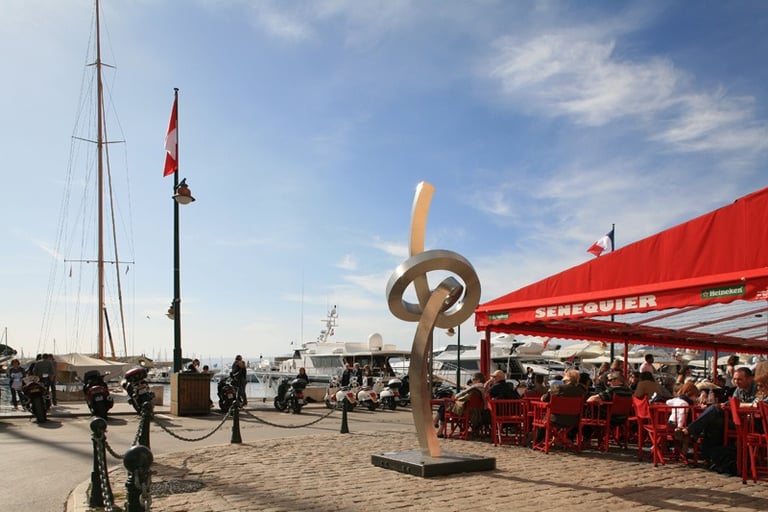 Simple Noeud, Sculpture de Patrice Racois