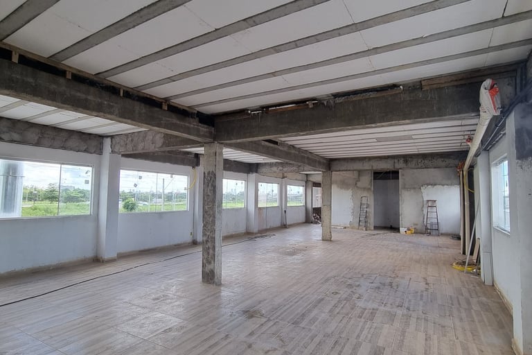 Foto da obra vista interior, Área comercial, CEASA-PE.