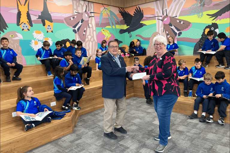 Googong Public School