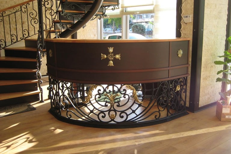 comptoir en bois massif et fer forgé
