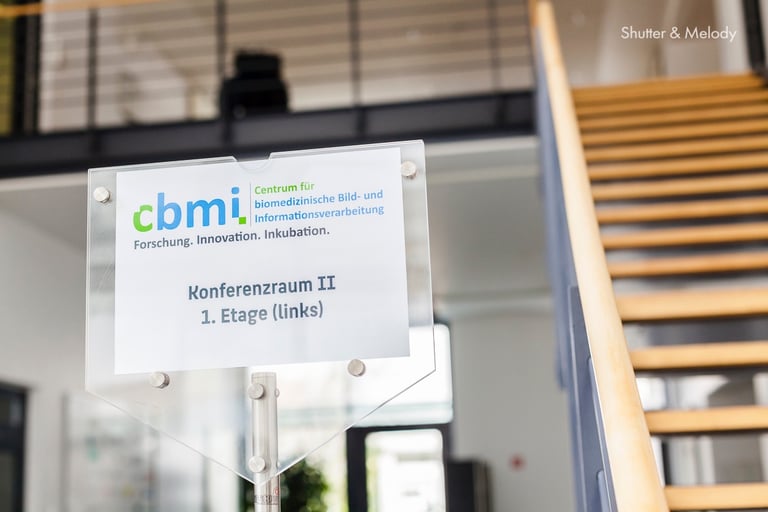 Unterschreiben Sie für eine Kammkonferenz in Berlin.