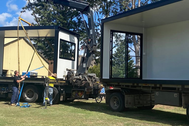 The demountable arrives