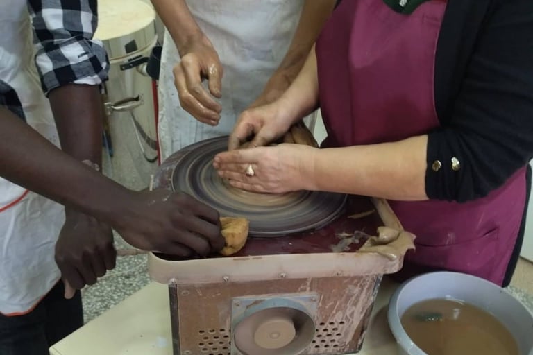 molio edukacija, vyksta žiedimas su taklėmis